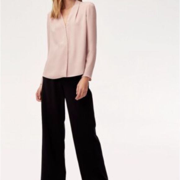 Aritzia Babaton Akira Power Blouse Long Sleeve V-Neck Light Pink, L - Picture 2 of 8